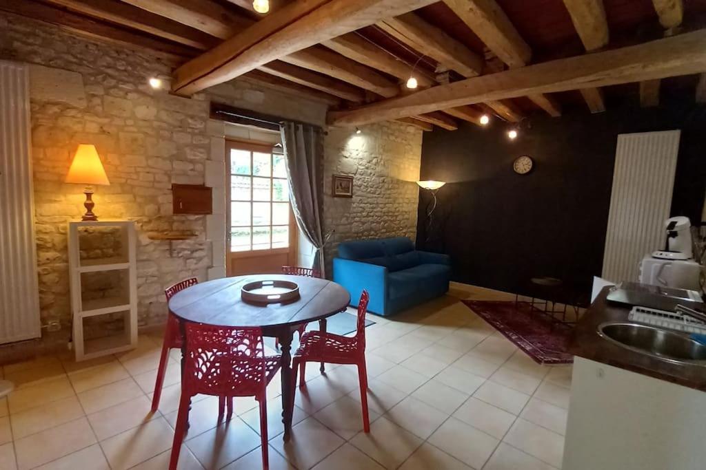 Le Logis De La Tour Villa Loudun Ngoại thất bức ảnh
